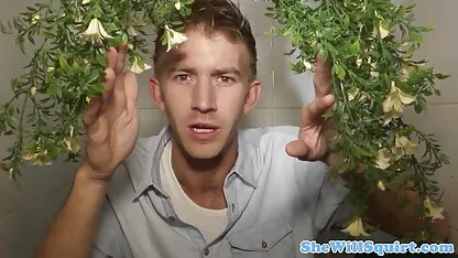 سبزه سیری ناخوشایند سرخ شده با اسباب بازی دانلود رایگان فیلم پورن داستانی های مختلف