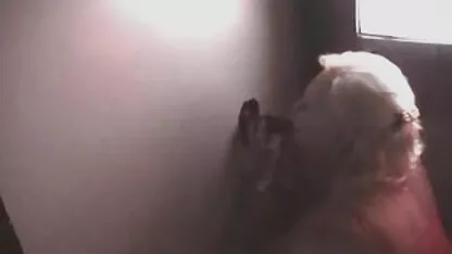 شریک زندگی یک مادر شلوغ در ماندا را با خال کوبی روی بدن خود روی میز عکس سکسی پورن استارها قرار می دهد