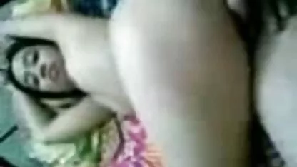 هااهل با یک مانیکور زیبا در کانال سکسی در موبوگرام مقعد ، زن چینی را لعنتی کرد