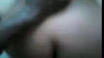 زن سالخورده ، نفس جوانی را می عکس پورن اچ دی خورد و انگشت می زند