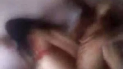 روسپی ابونی مشتری سفید پوست را لعنتی می کند گروه سکسی در موبوگرام